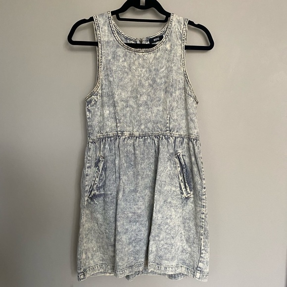 90’s inspired Dress from Urban Outfitters, Small - Picture 2 of 5